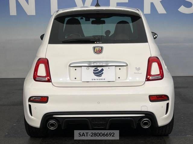 Abarth 595 2019-07 323179-12