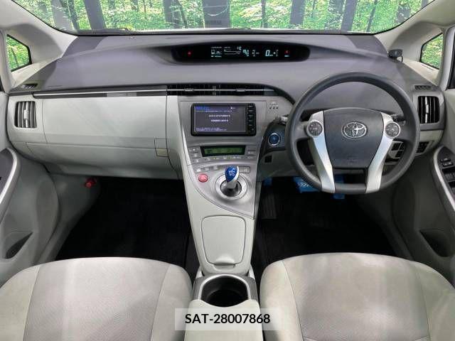 Toyota PRIUS 2015-05 366437-1