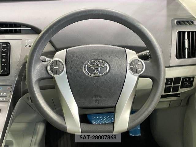 Toyota PRIUS 2015-05 366437-11