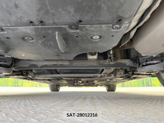 Toyota PRIUS 2009-11 321983-19