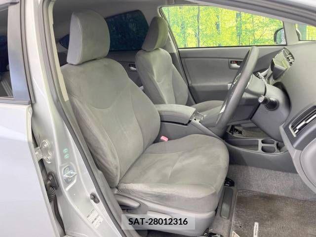 Toyota PRIUS 2009-11 321983-8