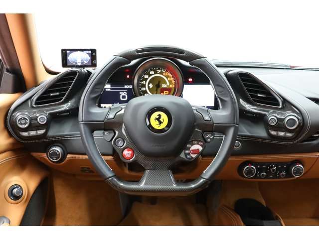 Ferrari 488 GTB 2016-12 13004-7
