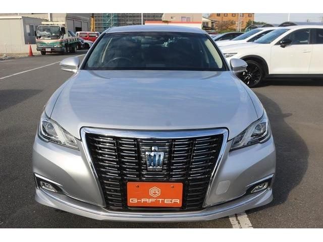 Toyota CROWN SEDAN 2017-05 23672-1