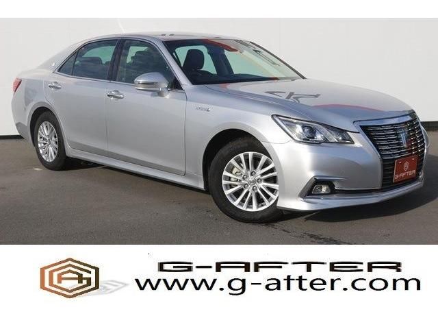 Toyota CROWN SEDAN 2017-05 23672-0