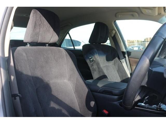 Toyota CROWN SEDAN 2017-05 23672-10