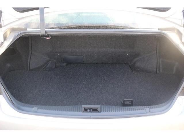 Toyota CROWN SEDAN 2017-05 23672-9