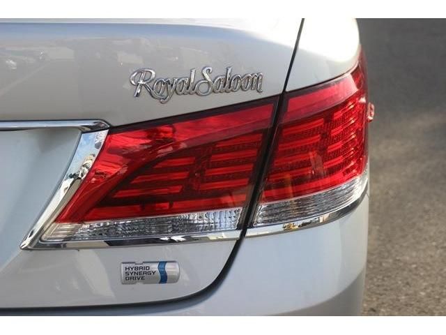 Toyota CROWN SEDAN 2017-05 23672-5