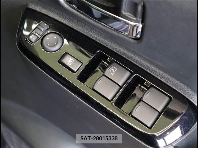 Nissan ROOX 2020-09 237261-13