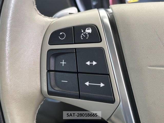 Volvo V40 2016-09 288683-9