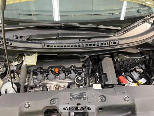 Honda e 2013-09 218086-19