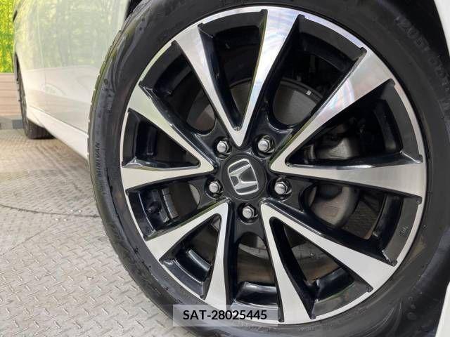 Honda e 2013-09 218086-14