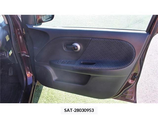 Nissan NOTE 2012-04 256735-9