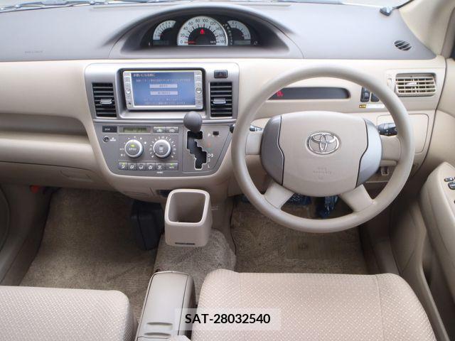 Toyota RAUM 2009-11 201054-1