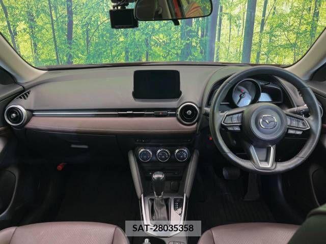 Mazda CX-3 2017-09 358456-1