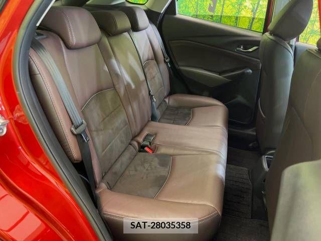 Mazda CX-3 2017-09 358456-9