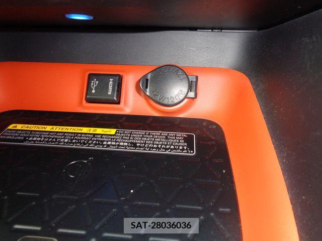 Toyota RAV4 2019-10 244183-18