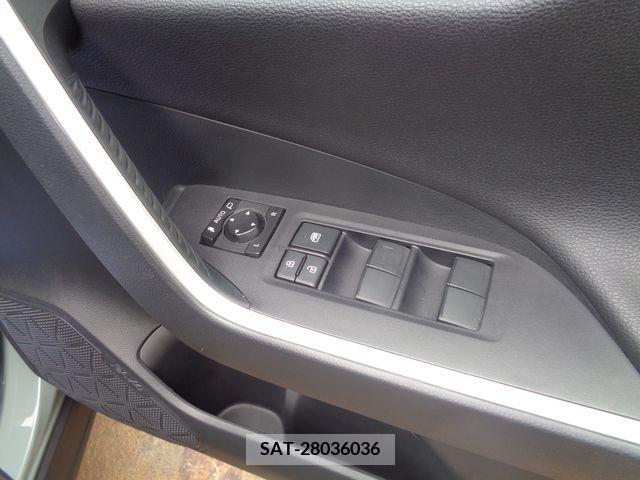 Toyota RAV4 2019-10 244183-16
