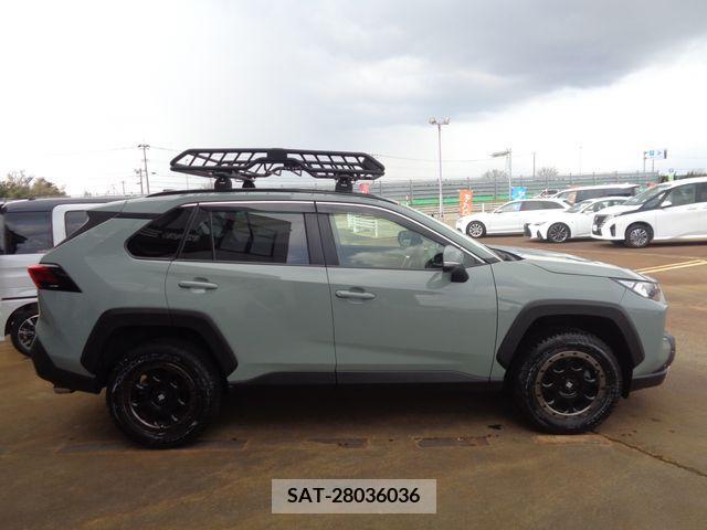 Toyota RAV4 2019-10 244183-4