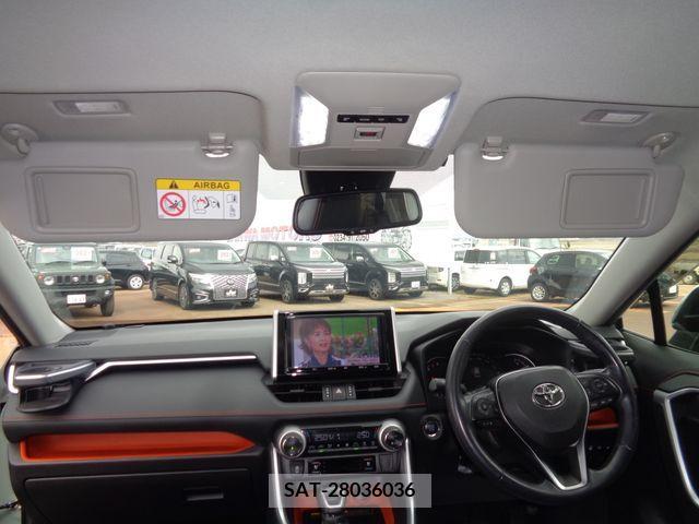 Toyota RAV4 2019-10 244183-10