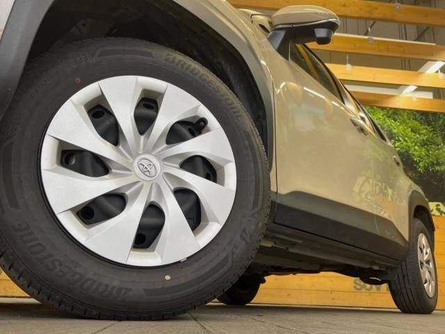 Toyota YARIS CROSS 2023-03 184915-13