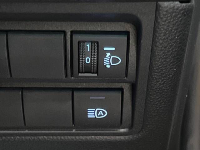 Toyota YARIS CROSS 2023-03 184915-5