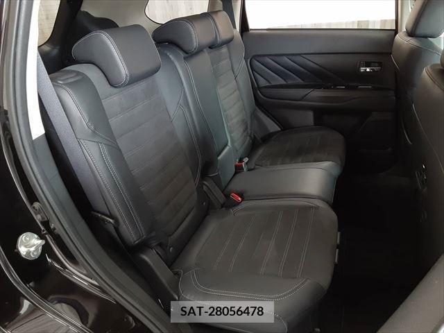 Mitsubishi OUTLANDER PHEV 2019-09 303575-9