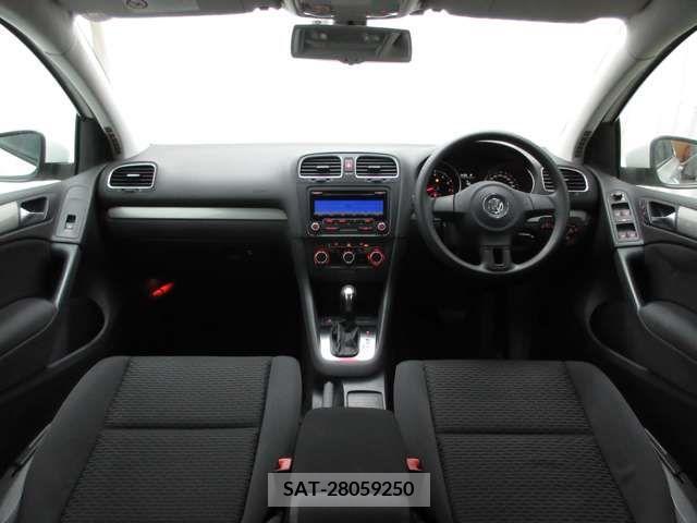 VolksWagen GOLF 2011-08 370667-11