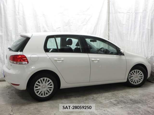 VolksWagen GOLF 2011-08 370667-7