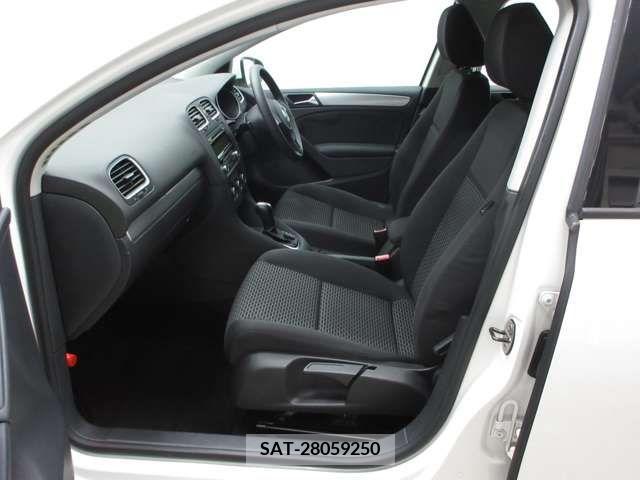 VolksWagen GOLF 2011-08 370667-19