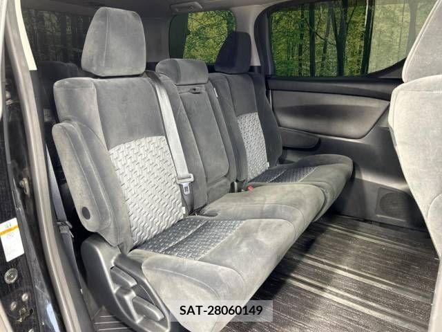 Toyota ALPHARD 2016-08 206979-9