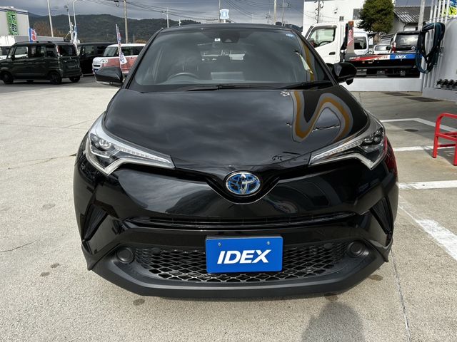 Toyota C-HR 2018-09 13505-3
