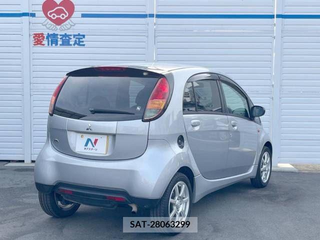 Mitsubishi I 2006-01 254159-18