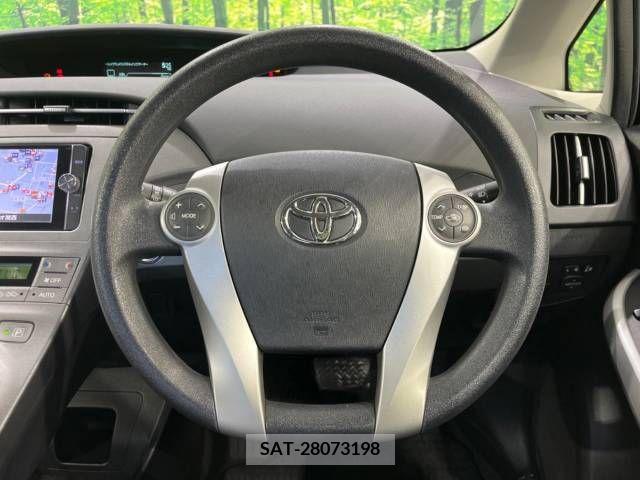 Toyota PRIUS 2012-09 335772-11