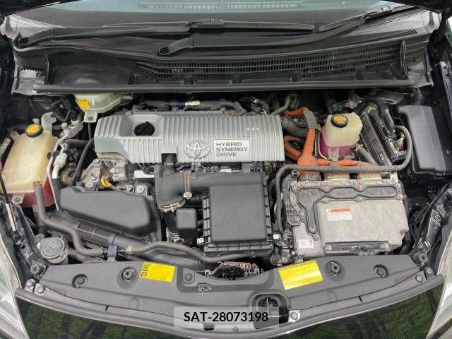 Toyota PRIUS 2012-09 335772-18