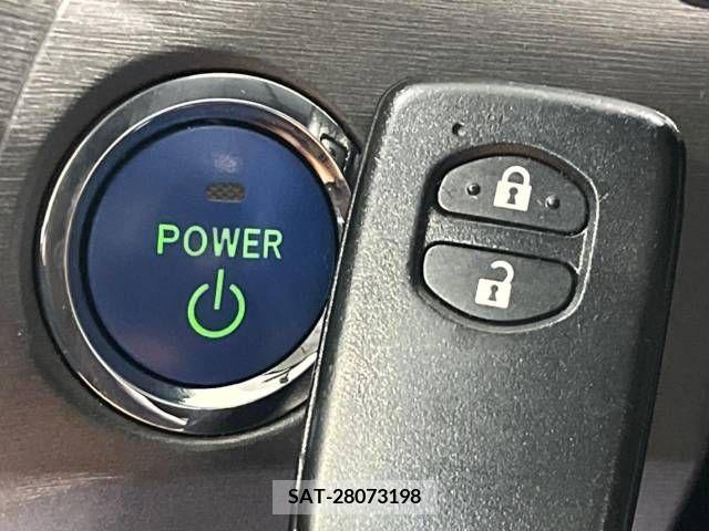 Toyota PRIUS 2012-09 335772-5