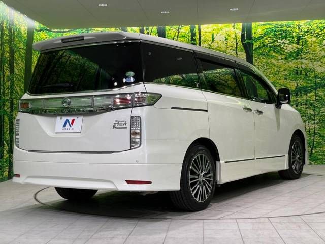 Nissan ELGRAND 2014-11 186843-17