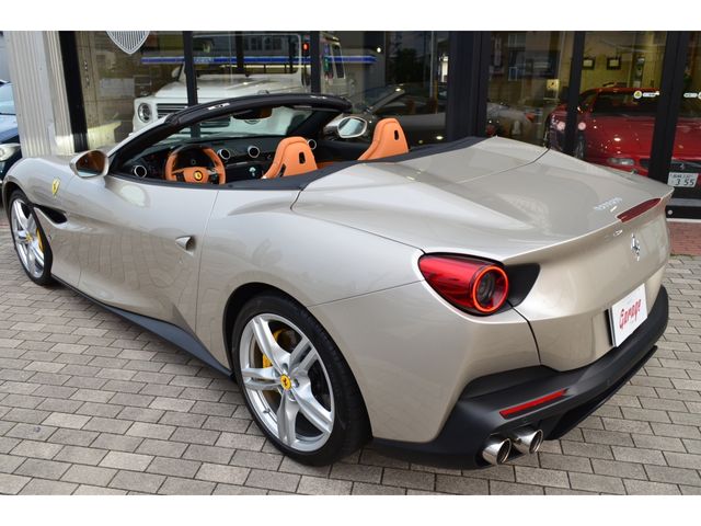 Ferrari Portofino 2019-08 8351-8
