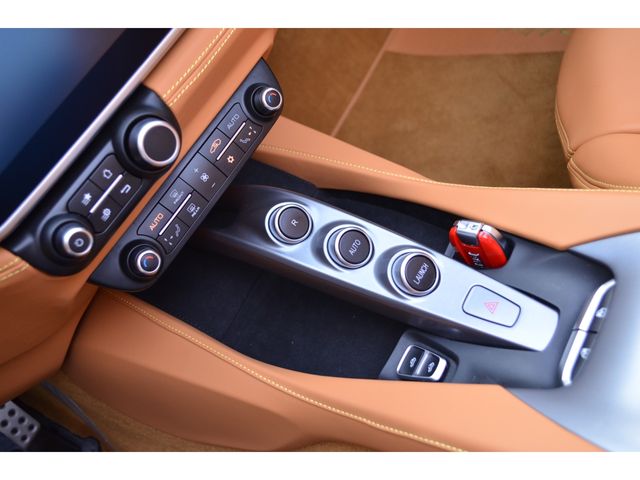 Ferrari Portofino 2019-08 8351-12