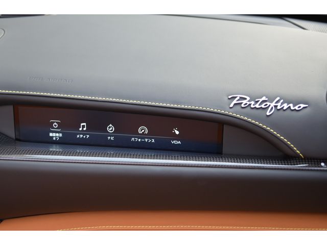 Ferrari Portofino 2019-08 8351-18
