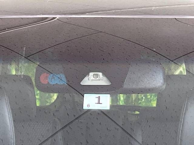 Honda e 2017-01 28123-4