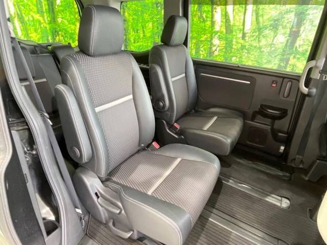 Honda e 2017-01 28123-11