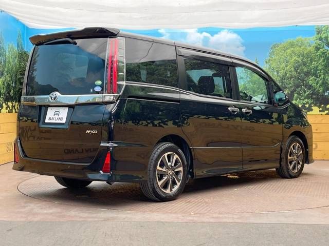 Toyota NOAH 2019-02 22010-16