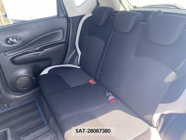Nissan NOTE 2017-10 279972-12