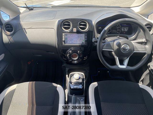 Nissan NOTE 2017-10 279972-5