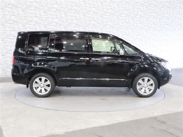 Mitsubishi DELICA D5 2017-01 7725-6