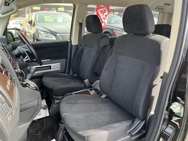 Mitsubishi DELICA D5 2017-01 7725-18