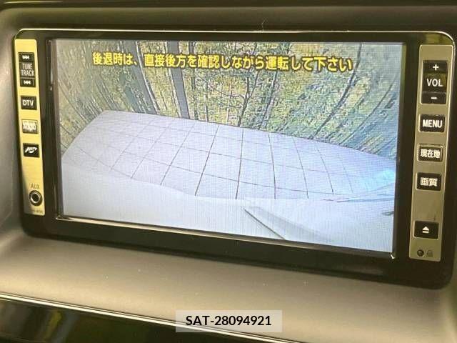 Toyota VOXY 2016-11 335704-3