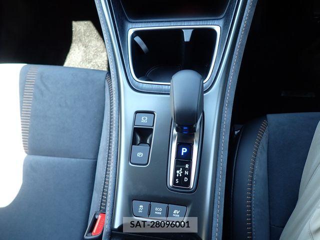 Lexus LBX 2024-03 334466-18