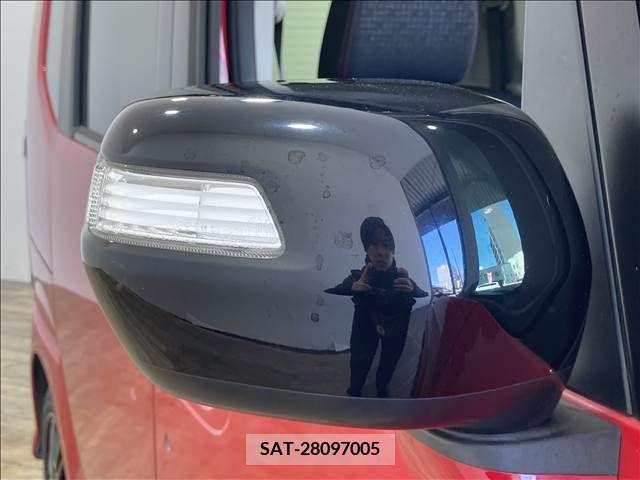 Honda N BOX CUSTOM 2016-11 306682-6