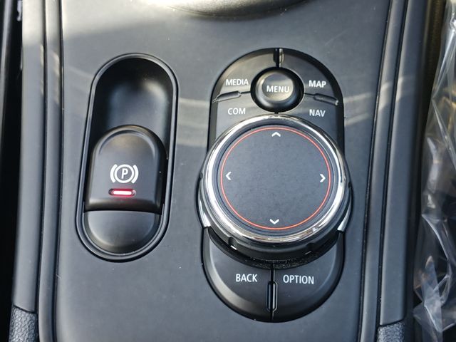Bmw MINI 2018-05 8766-19